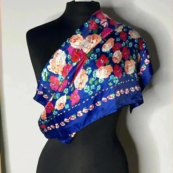 Elis Flroal Mulricolor Scarf - Picture 1 of 7